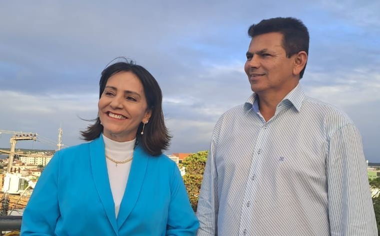 Prefeito de Itabaiana mantém 56 cargos comissionados no gabinete; prefeita de Aracaju tem apenas 8