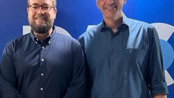 Jorge Teles reconhece Adilson Júnior